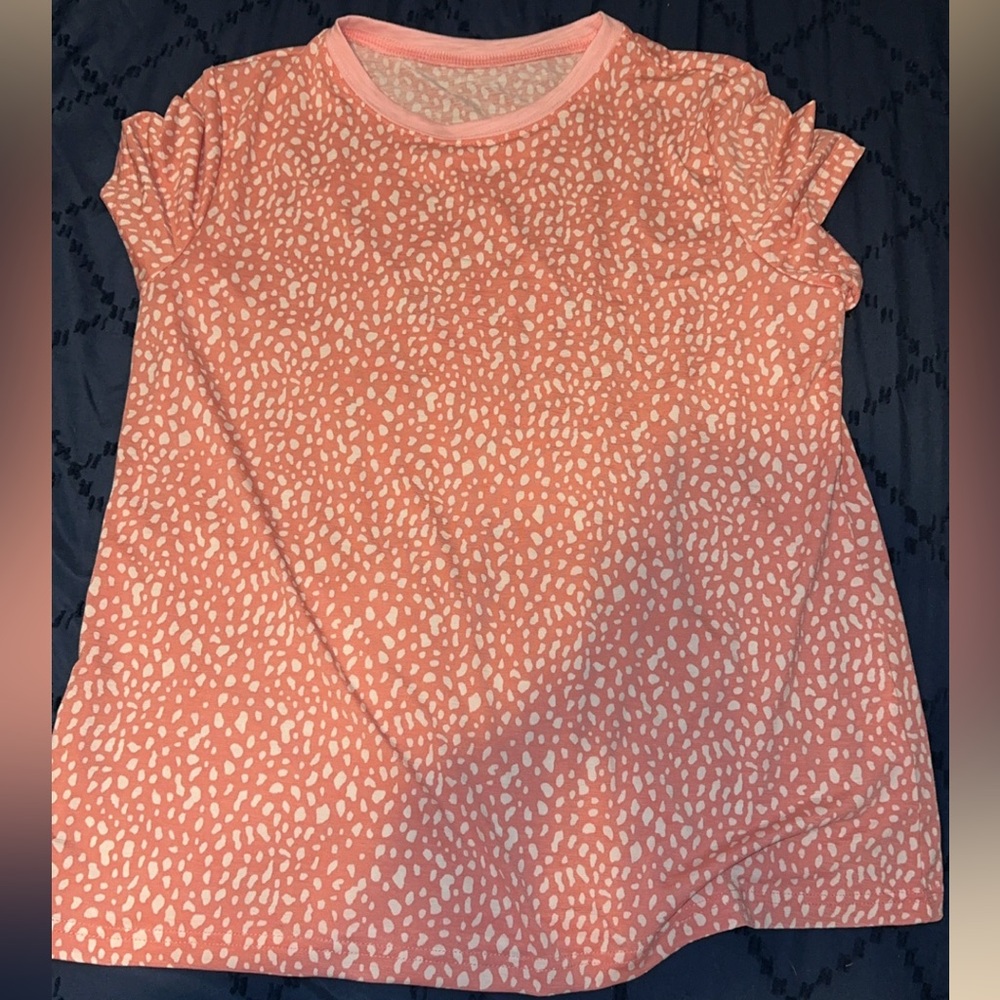 Amazon pink Blouse with Short Sleeves and Polka Dot Design